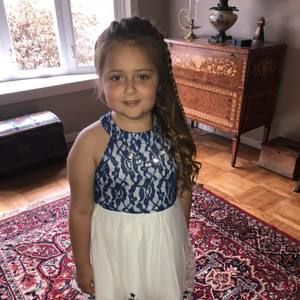 Meet your Posher, Christina